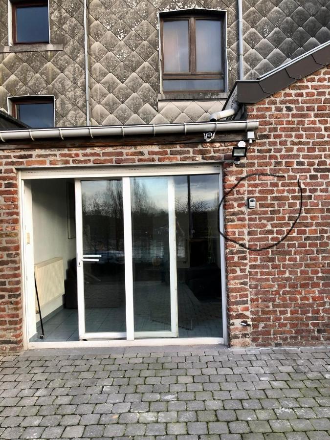 Appartement Rdc Plein Centre Avec Terrasse Vise Exterior photo