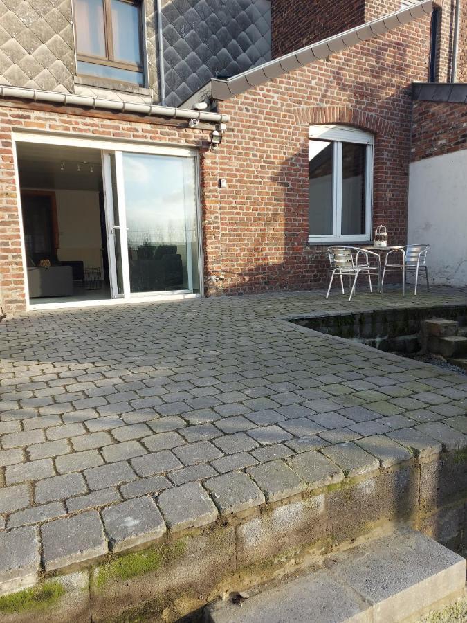 Appartement Rdc Plein Centre Avec Terrasse Vise Exterior photo